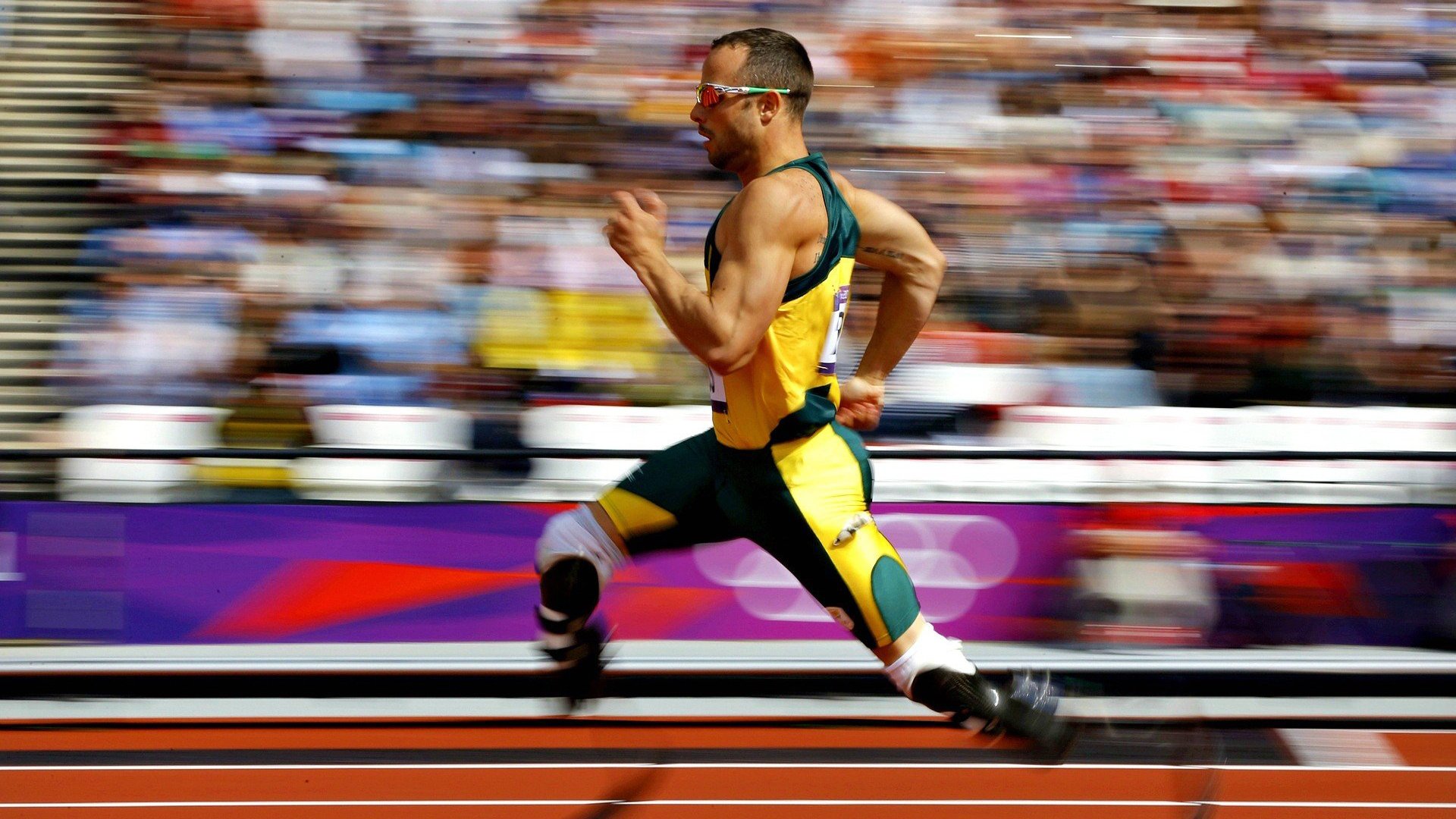 萨拉赫迎来十二赛季出色发挥,巴塞罗那观众热烈欢呼!比赛高潮迭起